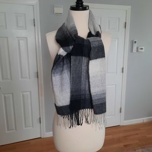 Plaid Black White Gray cashmere scarf
